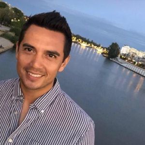 Meet your Posher, Luis